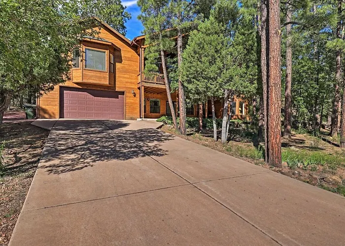 Serene Lakeside W/ Decks + Edler Views!