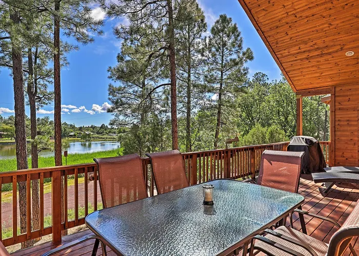 Serene Lakeside W/ Decks + Edler Views! * Pinetop-Lakeside